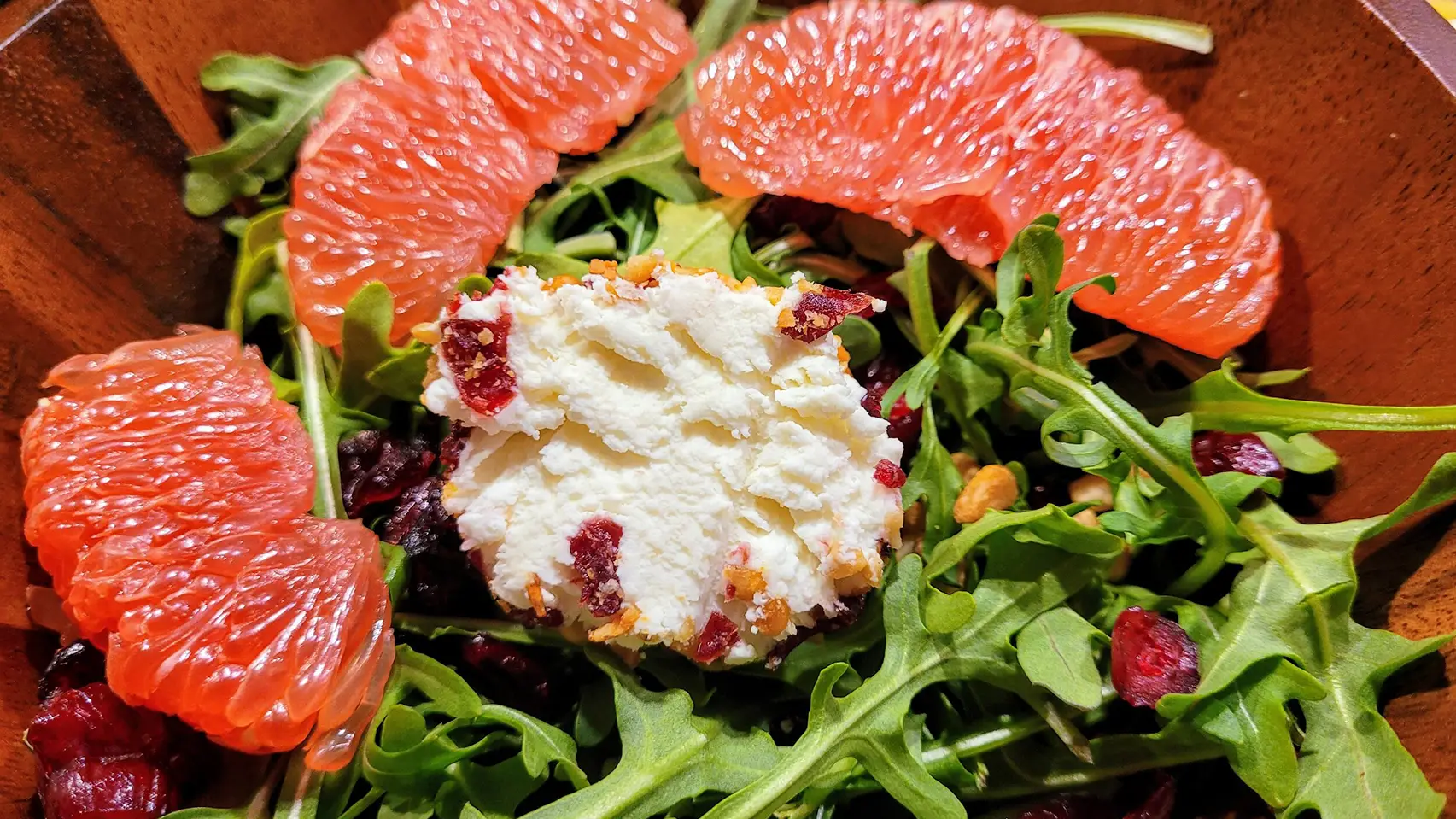 Grapefruit salad
