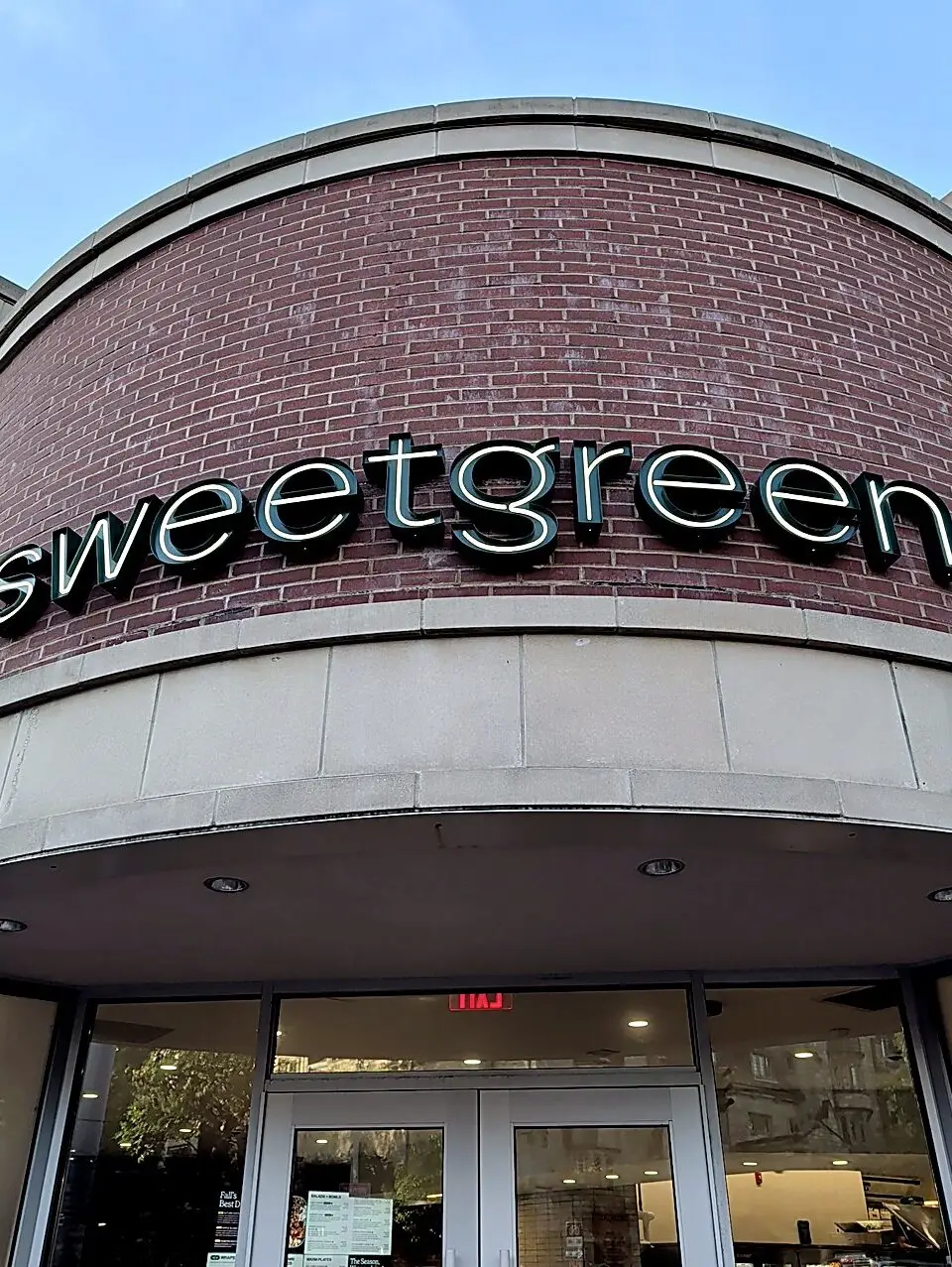 Sweetgreen storefront sign